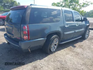 2007 GMC Yukon XL with VIN 1GKFK66867J172479, listed as a IAAI auction lot 42393131 with 232,160 mi miles and . Bid and sale history available at DreamBid. Image 4.