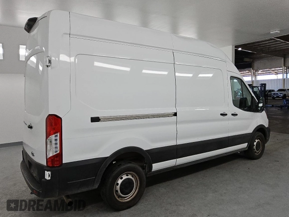 2023 Ford Transit Cargo z VIN 1FTBR1X8XPKB01724, wystawiony jako Copart lot #43828525 z przebiegiem 39 657 mil mil oraz Czysty tytuł • Clean title. Historia ofert i sprzedaży dostępna na DreamBid. Obrazek 3.