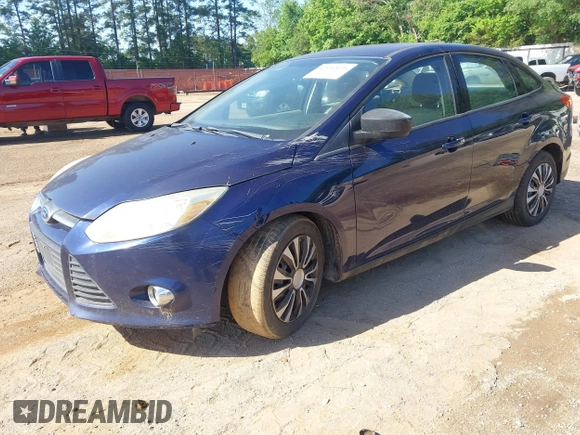 2012 Ford Focus SE with VIN 1FAHP3F27CL156621, listed as a IAAI auction lot 42092635 with 169,366 mi miles. Bid and sale history available at carsss.com. Image 2.