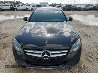 2018 Mercedes-Benz C 300 with VIN WDDWF4JB6JR409171, listed as a Copart auction lot 61441075 with 89,598 mi miles and Clean title. Bid and sale history available at DreamBid. Image 5.