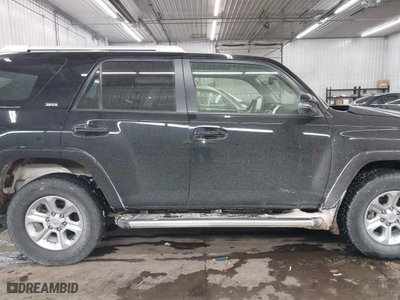 2017 Toyota 4Runner SR5 with VIN JTEBU5JR1H5454808, listed as a IAAI auction lot 41504426 with 88,435 mi miles. Bid and sale history available at carsss.com. Image 13.