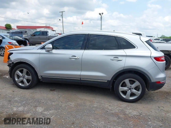 2018 Lincoln MKC Premiere with VIN 5LMCJ1C94JUL08589, listed as a IAAI auction lot 42133449 with 90,827 mi miles and . Bid and sale history available at DreamBid. Image 15.
