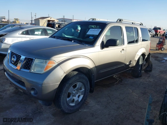 2006 Nissan Pathfinder SE with VIN 5N1AR18U36C684150, listed as a IAAI auction lot 41201933 with 146,494 mi miles. Bid and sale history available at carsss.com. Image 18.