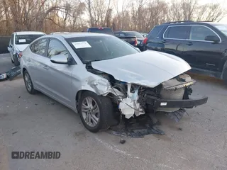2020 Hyundai Elantra Value Edition z VIN 5NPD84LF9LH505432, wystawiony jako IAAI lot #41814231 z przebiegiem 108 443 mil mil oraz . Historia ofert i sprzedaży dostępna na DreamBid. Obrazek 1.