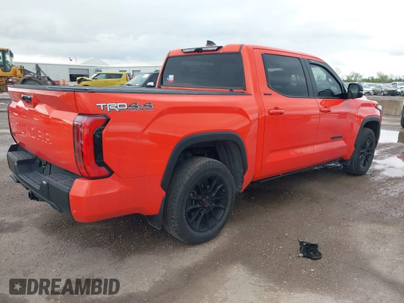 2024 Toyota Tundra Limited z VIN 5TFWA5DB4RX168552, wystawiony jako IAAI lot #41915669 z przebiegiem 24 622 mil mil oraz . Historia ofert i sprzedaży dostępna na DreamBid. Obrazek 4.