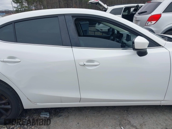 2015 Mazda 3 i Touring with VIN JM1BM1V77F1270550, listed as a IAAI auction lot 41497822 with 157,722 mi miles and . Bid and sale history available at DreamBid. Image 13.