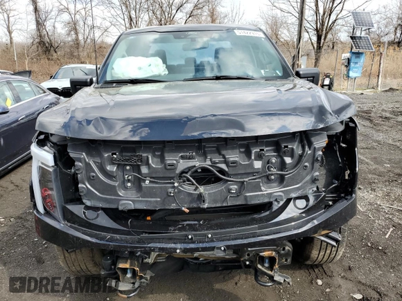 2024 Ford F-150 Lightning Flash z VIN 1FT6W3L78RWG03307, wystawiony jako Copart lot #58934425 z przebiegiem 3621 mil mil oraz Szkody całkowita. Historia ofert i sprzedaży dostępna na DreamBid. Obrazek 5.