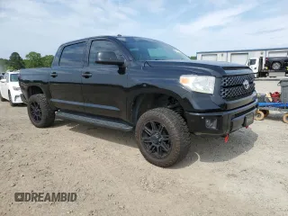 2017 Toyota Tundra Platinum z VIN 5TFAW5F13HX636883, wystawiony jako Copart lot #54941515 z przebiegiem 138 533 mil mil oraz Szkoda całkowita • Salvage title. Historia ofert i sprzedaży dostępna na DreamBid. Obrazek 4.