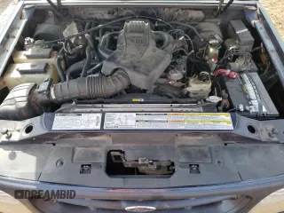 2000 Ford Explorer XLT with VIN 1FMZU63E6YZB70114, listed as a Copart auction lot 79488164 with 222,167 mi miles and Salvage title. Bid and sale history available at DreamBid. Image 12.