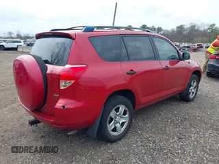 2007 Toyota RAV4 with VIN JTMBD33V976053681, listed as a IAAI auction lot 42012888 with 187,332 mi miles. Bid and sale history available at carsss.com. Image 4.