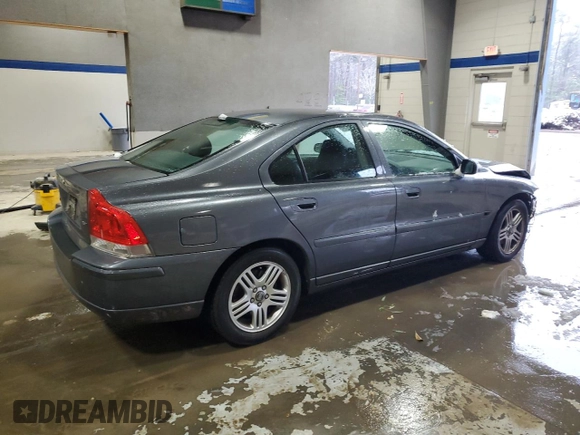 2005 Volvo S60 with VIN YV1RS592052470960, listed as a Copart auction lot 44821355 with 165,802 mi miles and Salvage Title. Bid and sale history available at carsss.com. Image 3.