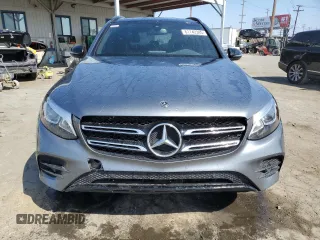 2019 Mercedes-Benz GLC 300 with VIN WDC0G4KB4KV195778, listed as a Copart auction lot 61742345 with 134,181 mi miles and Salvage title. Bid and sale history available at DreamBid. Image 5.
