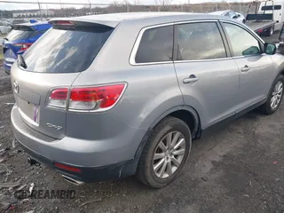 2008 Mazda CX-9 Sport with VIN JM3TB28A180128850, listed as a IAAI auction lot 41226816 with 180,816 mi miles and . Bid and sale history available at DreamBid. Image 4.