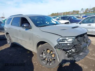 2024 Dodge Durango GT Plus z VIN 1C4RDJDG8RC102358, wystawiony jako IAAI lot #41612869 z przebiegiem 5 826 mil mil oraz . Historia ofert i sprzedaży dostępna na DreamBid. Obrazek 1.