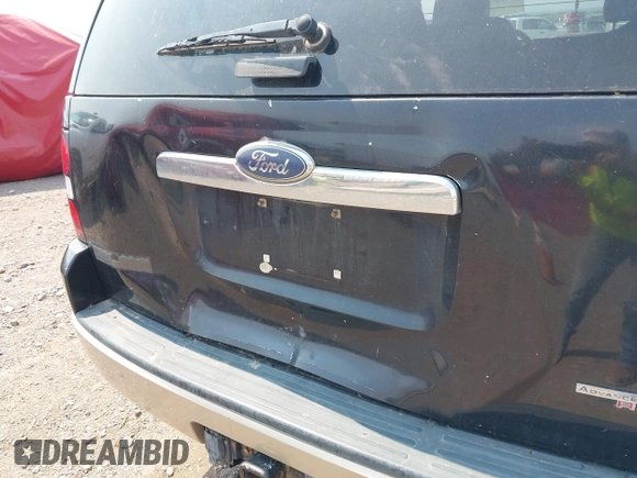 2007 Ford Explorer Eddie Bauer z VIN 1FMEU74EX7UA87218, wystawiony jako IAAI lot #42700546 z przebiegiem 206 043 mil mil oraz . Historia ofert i sprzedaży dostępna na DreamBid. Obrazek 6.