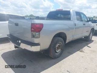 2008 Toyota Tundra z VIN 5TFRV54158X060478, wystawiony jako IAAI lot #42246179 z przebiegiem 21 584 mil mil oraz . Historia ofert i sprzedaży dostępna na DreamBid. Obrazek 4.