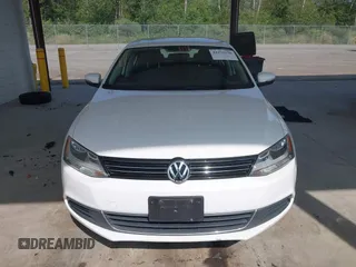 2013 Volkswagen Jetta SE with VIN 3VWDP7AJ3DM450335, listed as a IAAI auction lot 42575198 with 100,184 mi miles and . Bid and sale history available at DreamBid. Image 12.