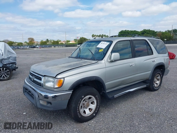 1999 Toyota 4Runner SR5 with VIN JT3GN86R9X0102254, listed as a IAAI auction lot 38751123 with Not Provided miles. Bid and sale history available at carsss.com. Image 17.