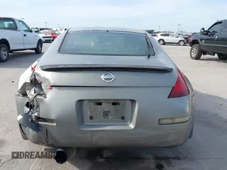 2005 Nissan 350Z Enthusiast with VIN JN1AZ34D85M609056, listed as a IAAI auction lot 42079583 with 203,596 mi miles. Bid and sale history available at carsss.com. Image 16.