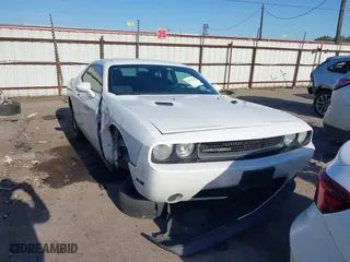 2013 Dodge Challenger SXT with VIN 2C3CDYAGXDH616189, listed as a IAAI auction lot 41979561 with 149,496 mi miles. Bid and sale history available at carsss.com. Image 1.