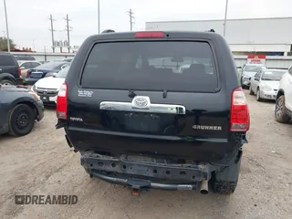 2007 Toyota 4Runner SR5 with VIN JTEZU14R078067697, listed as a IAAI auction lot 41310777 with 228,694 mi miles and . Bid and sale history available at DreamBid. Image 17.