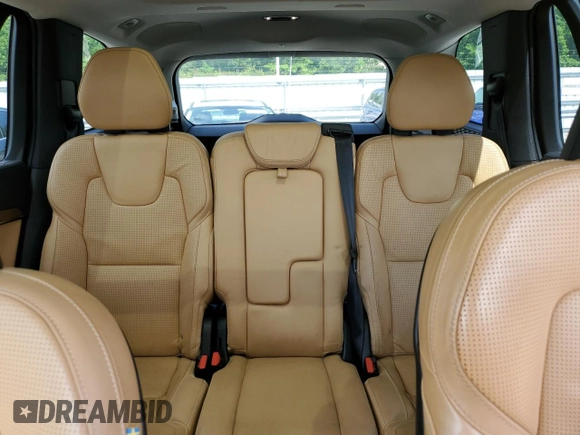 2016 Volvo XC90 T6 Inscription z VIN YV4A22PL4G1027827, wystawiony jako Copart lot #56332285 z przebiegiem 140 281 mil mil oraz Szkoda całkowita • Salvage title. Historia ofert i sprzedaży dostępna na DreamBid. Obrazek 10.