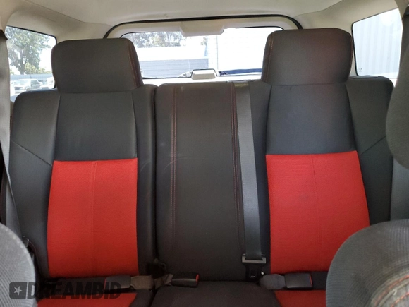 2007 Hummer H3 SUV z VIN 5GTDN13E978192698, wystawiony jako Copart lot #57357245 z przebiegiem 213 079 mil mil oraz Szkody całkowita. Historia ofert i sprzedaży dostępna na DreamBid. Obrazek 10.