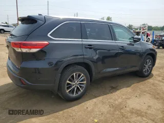 2017 Toyota Highlander XLE with VIN 5TDJZRFH5HS378559, listed as a Copart auction lot 60284395 with 121,915 mi miles and Clean title. Bid and sale history available at DreamBid. Image 3.