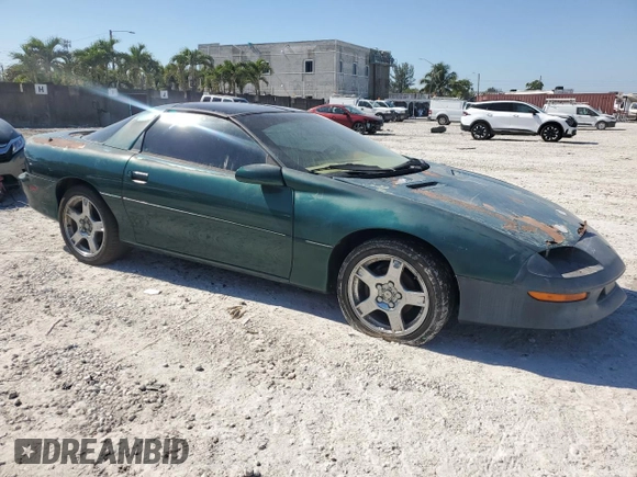 1997 Chevrolet Camaro Z28 z VIN 2G1FP22P0V2107947, wystawiony jako Copart lot #43237785 z przebiegiem Nie podano mil oraz Czysty tytuł • Clean title. Historia ofert i sprzedaży dostępna na DreamBid. Obrazek 4.