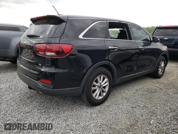 2019 Kia Sorento L z VIN 5XYPG4A34KG500069, wystawiony jako Copart lot #52714105 z przebiegiem 237 472 mil mil oraz Szkoda całkowita • Salvage title. Historia ofert i sprzedaży dostępna na DreamBid. Obrazek 3.