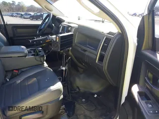 2018 Ram 1500 Express with VIN 1C6RR6FT8JS132373, listed as a IAAI auction lot 41824250 with 196,671 mi miles and . Bid and sale history available at DreamBid. Image 5.