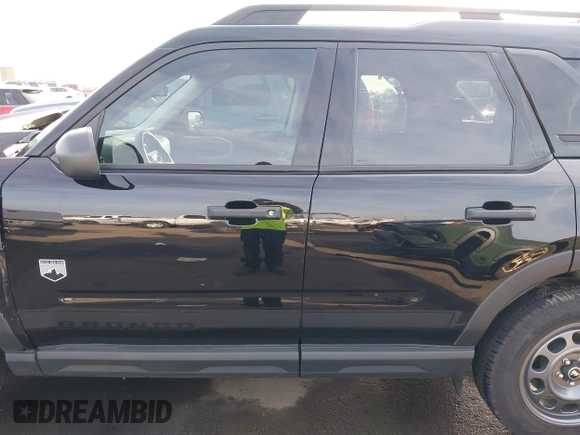 2023 Ford Bronco Sport Big Bend z VIN 3FMCR9B63PRE15764, wystawiony jako IAAI lot #41597681 z przebiegiem 32 142 mil mil oraz . Historia ofert i sprzedaży dostępna na DreamBid. Obrazek 14.