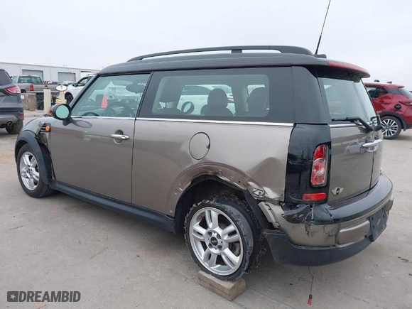 2013 MINI Cooper Clubman with VIN WMWZF3C51DT489508, listed as a IAAI auction lot 41748025 with 65,305 mi miles. Bid and sale history available at carsss.com. Image 6.