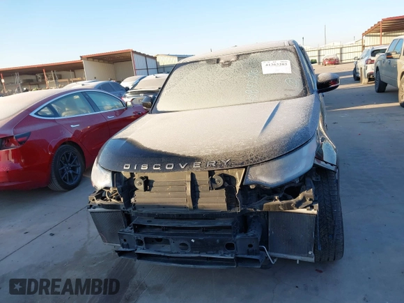 2018 Land Rover Discovery SE z VIN SALRG2RV4JA075611, wystawiony jako IAAI lot #41363203 z przebiegiem Nie podano mil oraz . Historia ofert i sprzedaży dostępna na DreamBid. Obrazek 12.