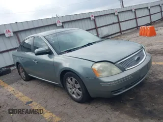 2007 Ford Five Hundred SEL with VIN 1FAHP24107G160819, listed as a IAAI auction lot 41498552 with 215,609 mi miles. Bid and sale history available at carsss.com. Image 1.