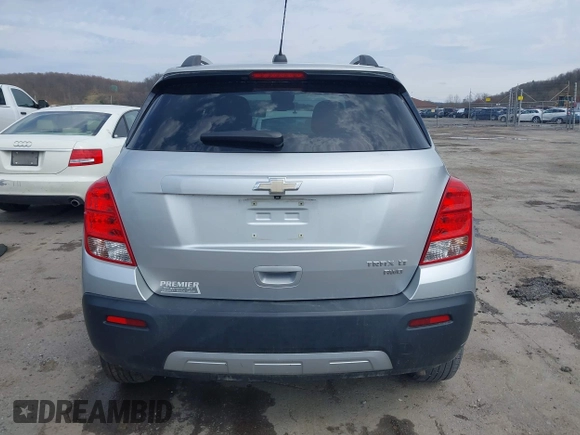 2015 Chevrolet Trax LT with VIN KL7CJRSB2FB171503, listed as a IAAI auction lot 41935289 with 115,880 mi miles and . Bid and sale history available at carsss.com. Image 16.