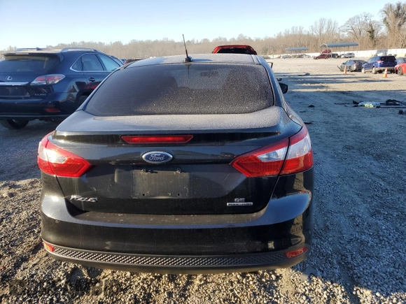 2014 Ford Focus SE with VIN 1FADP3F29EL243695, listed as a Copart auction lot 45609075 with 152,200 mi miles and Salvage Title. Bid and sale history available at carsss.com. Image 6.