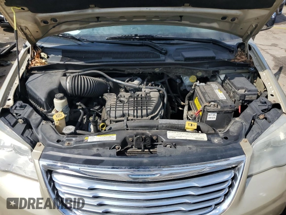 2011 Chrysler Town & Country Touring L with VIN 2A4RR8DG9BR798889, listed as a Copart auction lot 70291314 with Not Provided miles and Clean Title. Bid and sale history available at DreamBid. Image 12.