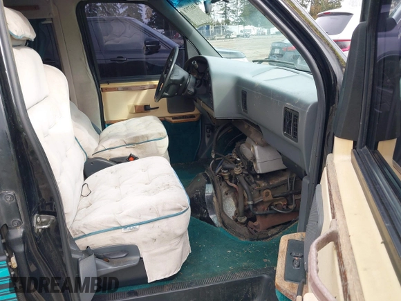 1992 Ford Econoline Cargo with VIN 1FDEE14NXNHA02328, listed as a IAAI auction lot 41637970 with Not Provided miles and . Bid and sale history available at carsss.com. Image 5.