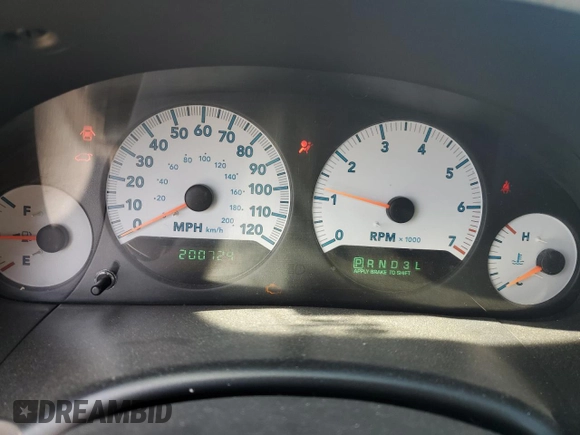 2007 Dodge Grand Caravan SE with VIN 1D4GP24R17B165507, listed as a Copart auction lot 52711705 with 200,729 mi miles and Salvage Title. Bid and sale history available at DreamBid. Image 9.