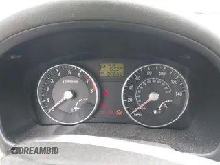 2006 Hyundai Accent GLS z VIN KMHCN46C66U058232, wystawiony jako IAAI lot #41899629 z przebiegiem 182 669 mil mil oraz . Historia ofert i sprzedaży dostępna na DreamBid. Obrazek 7.