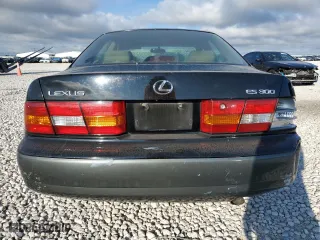 1999 Lexus ES 300 Luxury Sport Sdn with VIN JT8BF28G3X0225168, listed as a Copart auction lot 64237184 with 156,780 mi miles and Salvage Title. Bid and sale history available at carsss.com. Image 6.