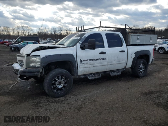 2013 Chevrolet Silverado 1500 LS with VIN 3GCPKREA8DG186967, listed as a Copart auction lot 42909045 with 200,928 mi miles and Salvage Title. Bid and sale history available at DreamBid. Image 1.