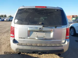 2011 Honda Pilot EX-L with VIN 5FNYF3H68BB020464, listed as a IAAI auction lot 41259261 with 223,069 mi miles and . Bid and sale history available at DreamBid. Image 16.