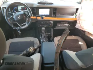 2022 Ford Bronco z VIN 1FMDE5BH4NLB47555, wystawiony jako Copart lot #55341415 z przebiegiem 16 134 mil mil oraz Szkoda całkowita • Salvage title. Historia ofert i sprzedaży dostępna na DreamBid. Obrazek 8.