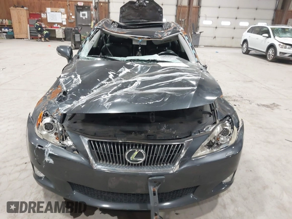 2009 Lexus IS 250 with VIN JTHCK262992031405, listed as a IAAI auction lot 41892158 with 116,419 mi miles. Bid and sale history available at carsss.com. Image 12.
