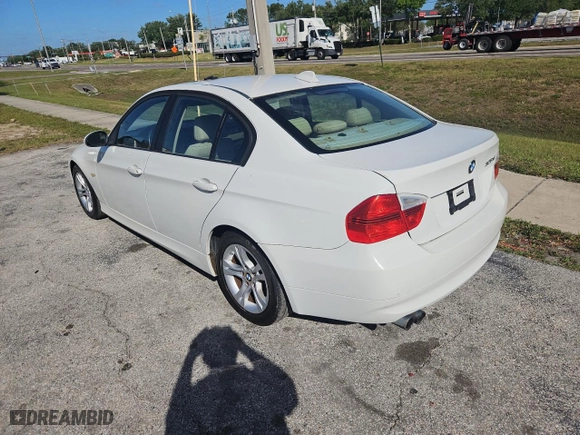 2008 BMW 3 Series 328xi with VIN WBAVC93578K040663, listed as a Copart auction lot 52096065 with 999,999 mi miles and Clean Title. Bid and sale history available at carsss.com. Image 3.