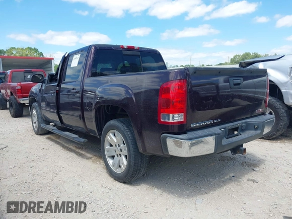 2008 GMC Sierra 1500 SLE1 z VIN 2GTEC13JX81125255, wystawiony jako IAAI lot #41955534 z przebiegiem 246 256 mil mil oraz . Historia ofert i sprzedaży dostępna na DreamBid. Obrazek 3.