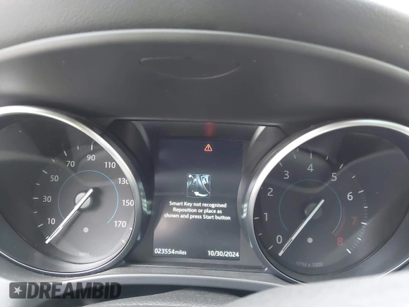 2019 Jaguar F-Pace 25t Premium with VIN SADCJ2FX3KA368653, listed as a IAAI auction lot 40724701 with 23,554 mi miles and . Bid and sale history available at DreamBid. Image 7.
