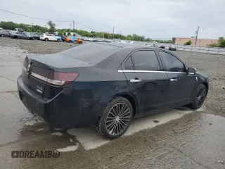 2012 Lincoln MKZ Hybrid z VIN 3LNDL2L32CR806299, wystawiony jako Copart lot #56191035 z przebiegiem 185 834 mil mil oraz Szkoda całkowita • Salvage title. Historia ofert i sprzedaży dostępna na DreamBid. Obrazek 3.